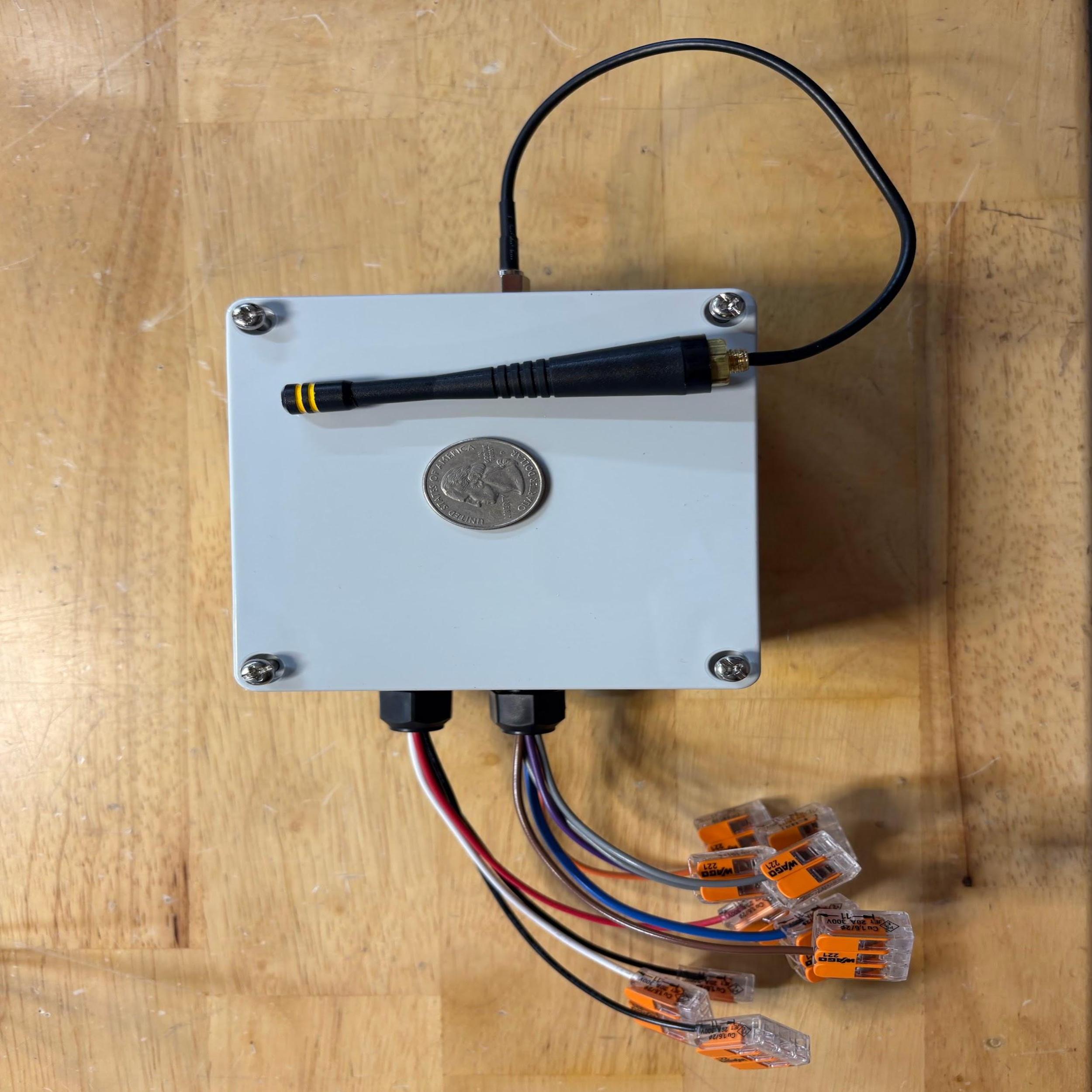LoRa Node in the Shop with Lid & Size Reference